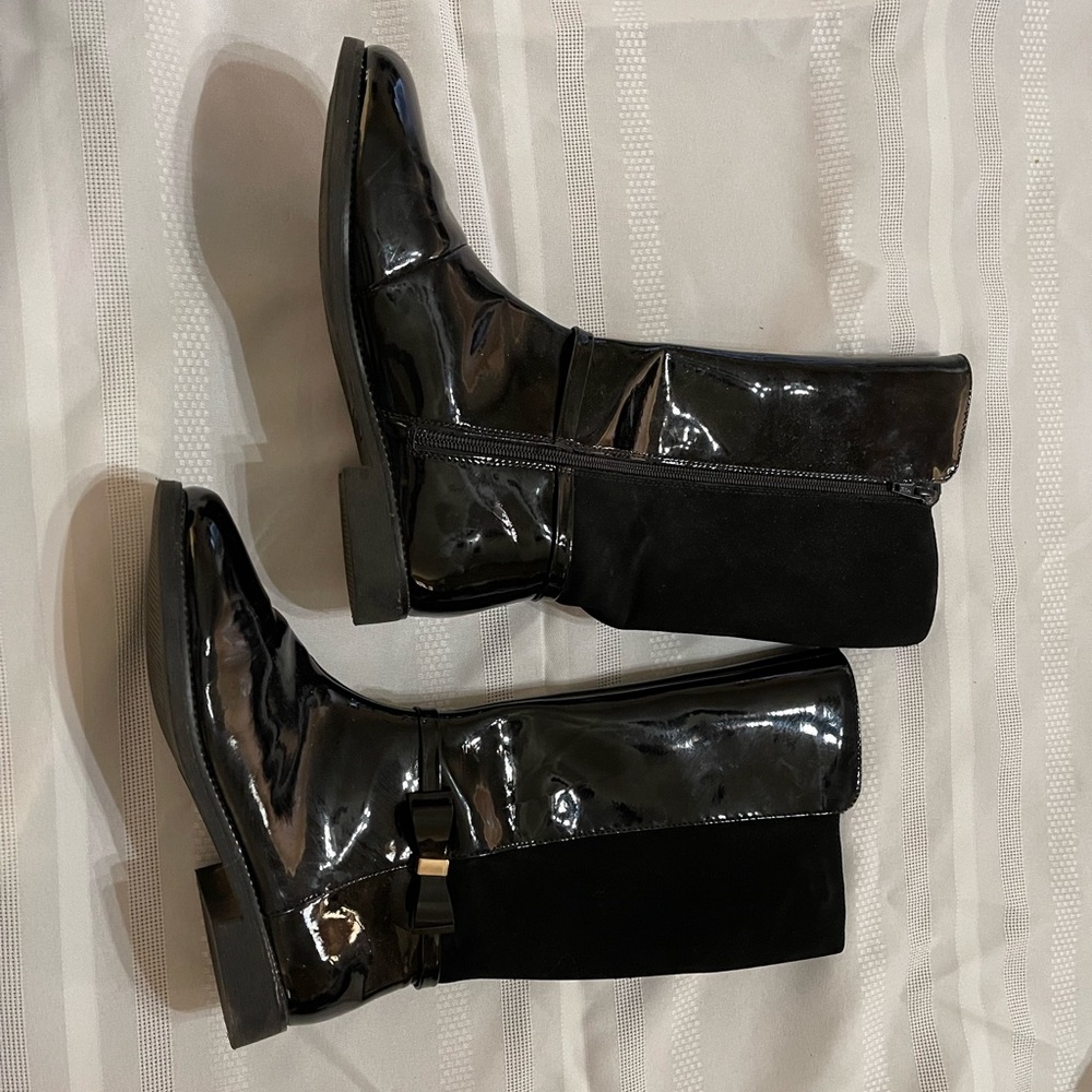 Black boots